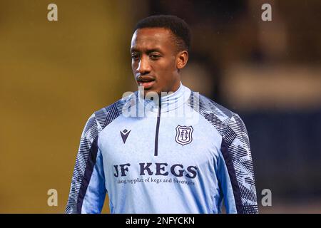 Greenock, Royaume-Uni. 17th févr. 2023. 17th février 2023 ; Cappielow Park, Greenock, Écosse : Scottish Championship football Greenock Morton versus Dundee ; Zach Robinson de Dundee lors de l'échauffement avant le match crédit : action plus Sports Images/Alamy Live News Banque D'Images