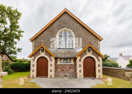 Vue de face de la chapelle Moriah Baptist à Marloes, un petit village de la péninsule de Marloes dans le parc national de la côte de Pembrokeshire, dans l'ouest du pays de Galles Banque D'Images