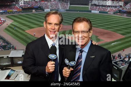 Cooperstown, États-Unis. 03rd mai 2008. Tim McCarver, membre du National Baseball Hall of Fame, est présent dans ce fichier 3 mai 2008 avec le partenaire de diffusion Joe Buck, à St. Louis, est mort à Memphis à l'âge de 81 ans jeudi, 16 février 2023. McCarver était membre de l'aile broadcast du National Baseball Hall of Fame. Photo du fichier par Bill Greenblatt/UPI crédit: UPI/Alay Live News Banque D'Images