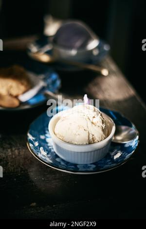 Crème glacée biologique à la vanille maison. Banque D'Images