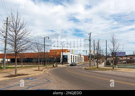 Montgomery, Alabama, USA-7 février 2023: Le musée de l'héritage dans son nouvel emplacement élargi au coin de court Street et Tallapoosa Street. Banque D'Images