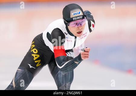 TOMASZOW MAZOWIECKI, POLOGNE - FÉVRIER 18: Sumire Kikuchi du Japon en compétition sur la Division femmes B 1500m lors des finales de la coupe du monde de patinage de vitesse de l'UIP sur 18 février 2023 à Tomaszow Mazowiecki, Pologne (photo d'Andre Weening/Orange Pictures) Credit: Orange pics/BV Alay Live News Banque D'Images