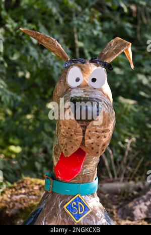 Des fracas trouvés sur la piste des fracas lors du festival annuel Kettlewell Scarecrow qui s'est tenu en août dans les Yorkshire Dales, dans le North Yorkshire Banque D'Images
