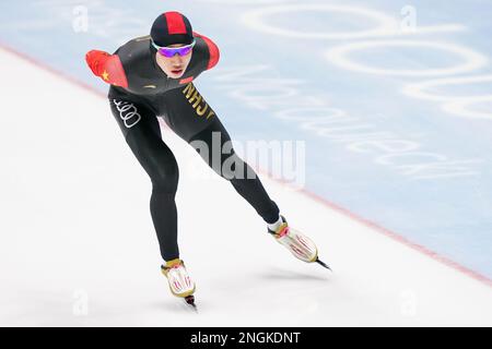 TOMASZOW MAZOWIECKI, POLOGNE - FÉVRIER 18: Zhenlong Cong de Chine en compétition pour la division hommes 5000m B lors des finales de la coupe du monde de patinage de vitesse de l'UIP sur 18 février 2023 à Tomaszow Mazowiecki, Pologne (photo d'Andre Weening/Orange Pictures) Credit: Orange pics/Alay BV Live News Banque D'Images