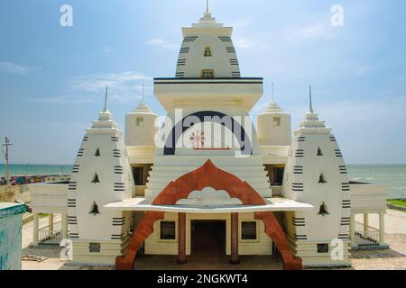 Élévation du monument commémoratif de Gandhi à Kanyakumari Beach, Inde. Il est construit sur la base du style d'architecture d'Orissa (Kalinga) avec un éminent déclar Banque D'Images