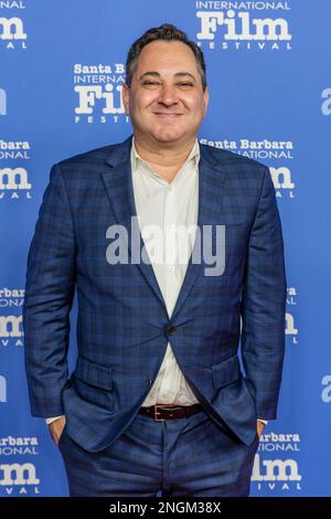 Santa Barbara, États-Unis. 17th févr. 2023. Le modérateur, Scott Feinberg, se présente au festival international du film de Santa Barbara en 2023 pour rendre hommage à Todd Field et Martin McDonagh avec les meilleurs directeurs de l'année au Arlington Theatre on 17 février 2023 à Santa Barbara, en Californie. (Photo de Rod Rolle/Sipa USA) Credit: SIPA USA/Alay Live News Banque D'Images