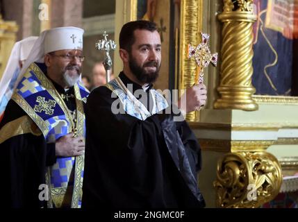 Non exclusif: IVANO-FRANKIVSK, UKRAINE - 15 FÉVRIER 2023 - l'évêque auxiliaire Mykola Semenyshyn de l'Archeparchy d'Ivano-Frankivsk de l'UGCC est voir Banque D'Images