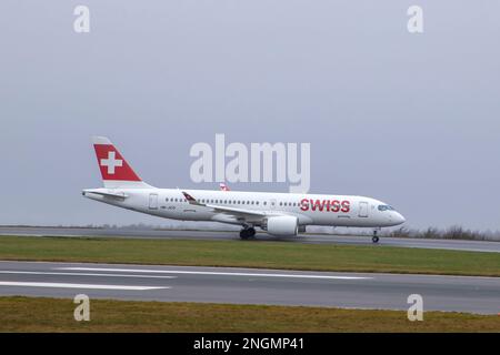 HB-JCO Airbus A.9-300 aéroport de Bristol Suisse EGGD 18/02/2023 Banque D'Images