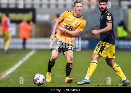 Cambridge, Royaume-Uni. 18th févr. 2023. Michael Morrison (23 Cambridge United) lors du match de la Sky Bet League 1 entre Cambridge United et Oxford United au R coings Abbey Stadium, Cambridge, le samedi 18th février 2023. (Photo : Kevin Hodgson | ACTUALITÉS MI) crédit : ACTUALITÉS MI et sport /Actualités Alay Live Banque D'Images