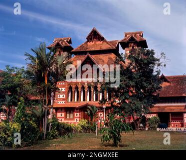 Le Napier Museum, Indo Saracenic architecture, art et musée d'histoire naturelle à Thiruvananthapuram ou Trivandrum, Kerala, Inde Banque D'Images