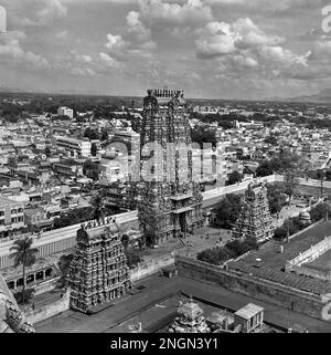 Vue panoramique du temple Meenakshi, Madurai, Tamil Nadu, Inde Banque D'Images