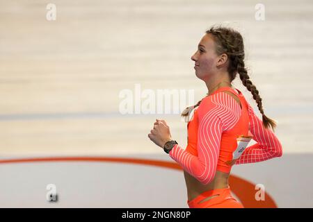 APELDOORN, PAYS-BAS - FÉVRIER 18 : Femke bol pendant les championnats néerlandais Athlétisme en salle 2023 à Omnisport sur 18 février 2023 à Apeldoorn, pays-Bas (photo de Patrick Goosen/Orange Pictures) Banque D'Images