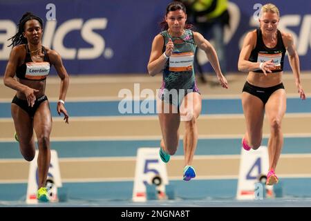 APELDOORN, PAYS-BAS - FÉVRIER 18 : demi van den Wildenberg en
