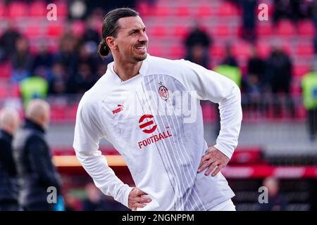 Monza, Italie. 18th févr. 2023. Zlatan Ibrahimovic (AC Milan) pendant le championnat italien série Un match de football entre AC Monza et AC Milan sur 18 février 2023 au stade U-Power de Monza, en Italie. Crédit : Luca Rossini/Alay Live News Banque D'Images