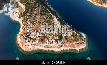 Povlja, Brac, Croatie photo aérienne Banque D'Images