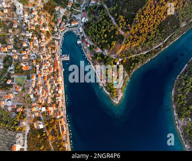 Povlja, Brac, Croatie photo aérienne Banque D'Images