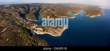 Povlja, Brac, Croatie photo aérienne Banque D'Images