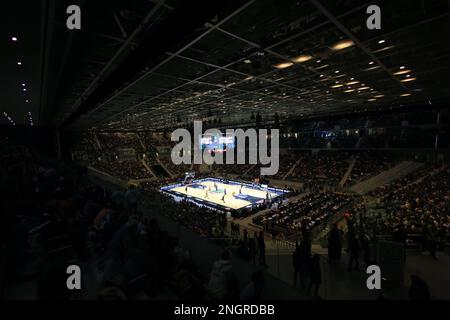 Turin, Italie. 18th févr. 2023. Le champ de la finale huit à PalaAlpitur de Turin pendant la finale huit - demi-finales - Prosciutto Carpegna Pesaro vs Germani Brescia, Italian Basketball Cup hommes à Turin, Italie, 18 février 2023 crédit: Agence de photo indépendante / Alamy Live News Banque D'Images