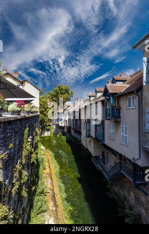 Vieille ville d'Arbois, département du Jura, Franche-Comté, France Banque D'Images