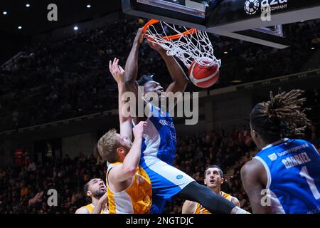 Turin, Italie. 18th févr. 2023. Tai Odiase (Germani Brescia) au cours de la finale huit - demi-finales - Prosciutto Carpegna Pesaro vs Germani Brescia, coupe italienne de basket hommes à Turin, Italie, 18 février 2023 crédit: Agence de photo indépendante / Alamy Live News Banque D'Images