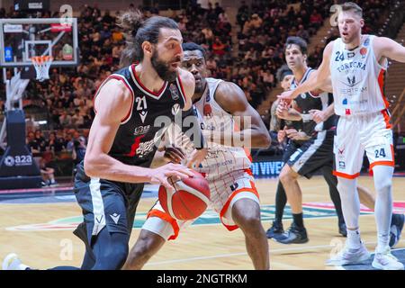 PalaAlpitour, Turin, Italie, 18 février 2023, Tornike Shengelia (Virtus Segafredo Bologna) au cours des huit finales - demi-finales - Segafredo Virtus Bolo Banque D'Images