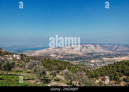 Vue sur la Palestine, la mer de Galilée et les hauteurs du Golan depuis l'ancienne ville de Gadara, en Jordanie. Crédit: MLBARIONA/Alamy stock photo Banque D'Images