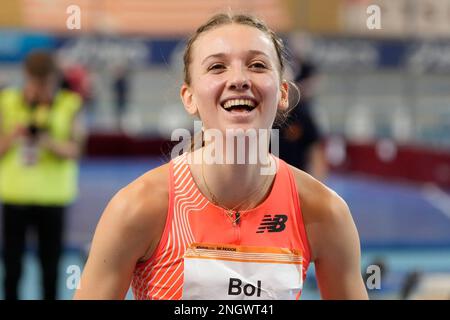 APELDOORN, PAYS-BAS - FÉVRIER 19 : Femke bol célébrant son record du monde lors des championnats hollandais d'athlétisme en salle 2023 à Omnisport sur 19 février 2023 à Apeldoorn, pays-Bas (photo de Patrick Goosen/Orange Pictures) Banque D'Images