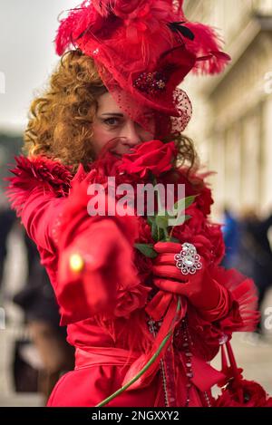 Venise, Italie. 18th févr. 2023. Carnaval de Venise (place Saint-Marc) pendant les masques du Carnaval de Venise 2023, nouvelles à Venise, Italie, 18 février 2023 crédit: Agence de photo indépendante/Alamy Live News Banque D'Images