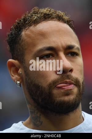 Neymar lors de la Ligue française 1 Paris Saint-Germain (PSG) / match de football de l'OSC de Lille au stade du Parc des Princes sur 19 février 2023 à Paris, France. Photo de Steeve McMay/ABACAPRESS.COM Banque D'Images