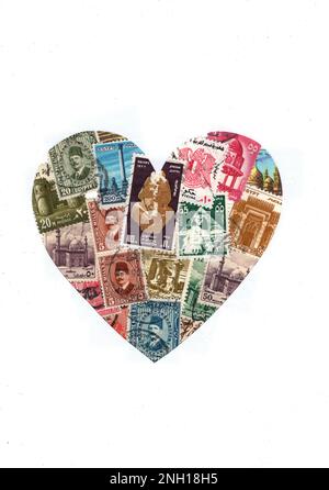 Timbres-poste vintage d'Égypte en forme de coeur. Banque D'Images