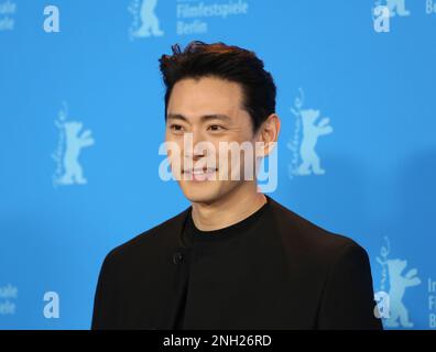 Berlin, Allemagne. 19th février 2023. Acteur Teo Yoo au photocall pour le film passé vit au Berlinale International film Festival 73rd, Hotel Grand Hyatt. Credit: Doreen Kennedy/Alamy Live News. Banque D'Images