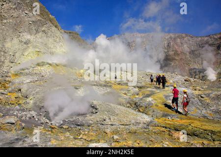 Visite guidée du cratère de Whakaari, volcan de l'île Blanche en Nouvelle-Zélande Banque D'Images