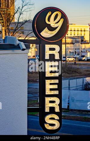 Greer’s St. Le marché Louis est photographié sur la rue Louis Street, 6 janvier 2023, à Mobile, Alabama. La petite épicerie familiale a ouvert ses portes en 2021. Banque D'Images