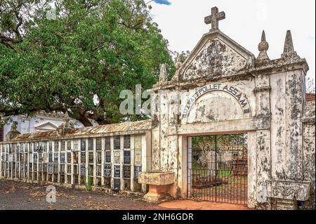 06 09 2009 cimetière de Vintae dans notre Dame de la compassion Eglise Piedade Old Goa Goa Inde Asie Banque D'Images