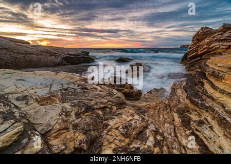 La baie rocheuse de Macari, Sicile Banque D'Images