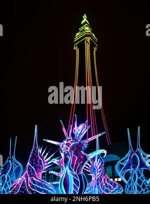 Odyssey, une exposition de lumière interactive, en face de l'emblématique tour Blackpool, sur le front de mer à Blackpool, Lancashire, Royaume-Uni Banque D'Images