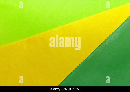 Trois couleurs positives, géométrique, abstrait vert, jaune et vert clair coloré textures minimales de papier, fond. Les couleurs de mode de cette saison Banque D'Images
