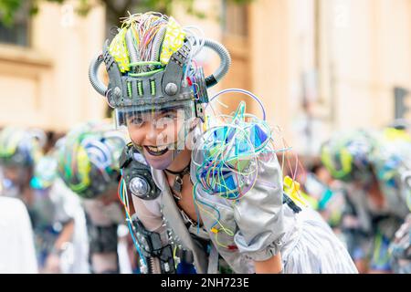 Badajoz, Espagne, dimanche. 19 février 2023. Défilez dans les rues de Badajoz, groupe appelé anuva Banque D'Images