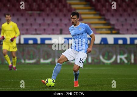 SALERNO, ITALIE - FÉVRIER 19: Nicolo’ Casale de SS Lazio en action pendant la série Un match entre les États-Unis Salerntana et SS Lazio au Stadio Arechi, Sal Banque D'Images