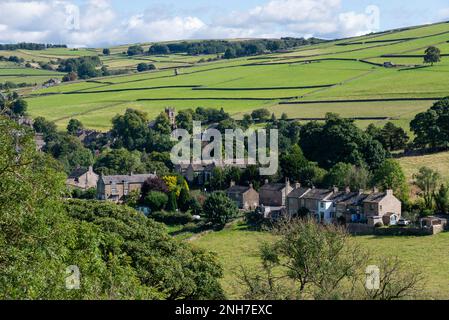 Le village de Rainow dans les collines à l'est de Macclesfield à Cheshire, Angleterre. Banque D'Images