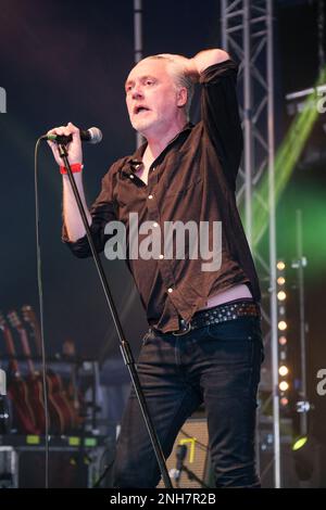 Paul McLoone des Undertones qui se produit au Wickham Festival, Hampshire, Royaume-Uni. 06 août 2022 Banque D'Images