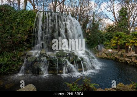 La fontaine d'Iveagh Gardens Park, Dublin Banque D'Images