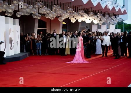 Venise, Venise, Italie, 08th septembre 2022, Ana de Armas, Brad Pitt, Andrew Dominik, Adrien Brody, Julianne Nicholson ana Warren Ellis assistent au Banque D'Images