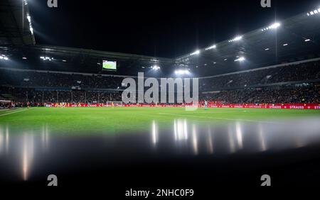 Duisburg, Allemagne. 21st févr. 2023. Football, femmes: Internationales, Allemagne - Suède, Schauinsland-Reisen-Arena. Vue sur le stade pendant le match. Credit: Fabian Strauch/dpa/Alay Live News Banque D'Images