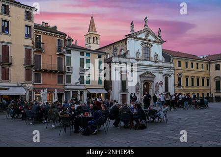 Vicenza, Vénétie, Italie. Église San Michele à Piazza dei Signori Banque D'Images