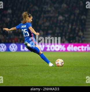 Angers, France. 21st févr. 2023. Angers, France, 21 février 2023: Maelle Lakrar (25 France) est vue au jeu international amical entre la France et la Norvège au stade Raymond KOPA à Angers, France (Ane Frosaker/SPP) crédit: SPP Sport presse photo. /Alamy Live News Banque D'Images