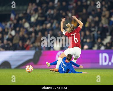 Angers, France. 21st févr. 2023. Angers, France, 21 février 2023: Bataille pour le ballon au jeu international amical entre la France et la Norvège au stade Raymond KOPA à Angers, France (Ane Frosaker/SPP) crédit: SPP photo de presse sportive. /Alamy Live News Banque D'Images