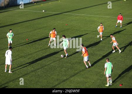 Vue d'ensemble des joueurs de l'équipe nationale de l'Afghanistan qui s'entraîne dans un camp d'entraînement à Antalya en Turquie en 2019 Banque D'Images