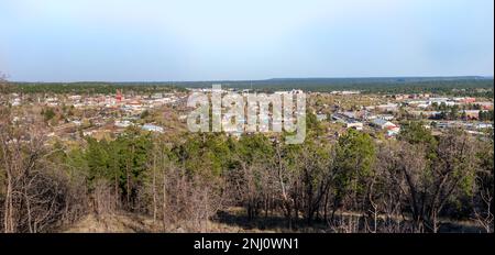 Vue sur Flagstaff, AZ en été Banque D'Images