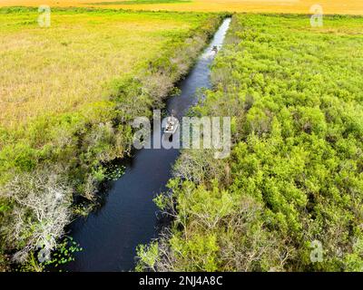 Parc national des Everglades, vue aérienne en saison sèche, hélicoptère, Miami, Floride, États-Unis Banque D'Images